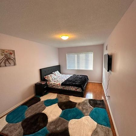 Cmoney Beautiful Home 2 Brampton Luaran gambar