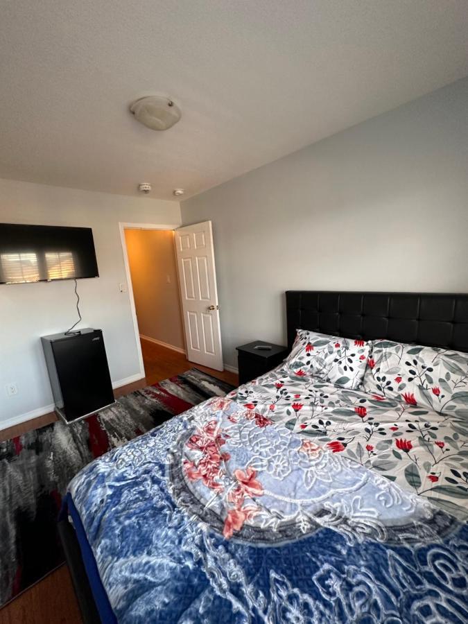Cmoney Beautiful Home 2 Brampton Luaran gambar