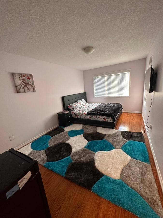 Cmoney Beautiful Home 2 Brampton Luaran gambar